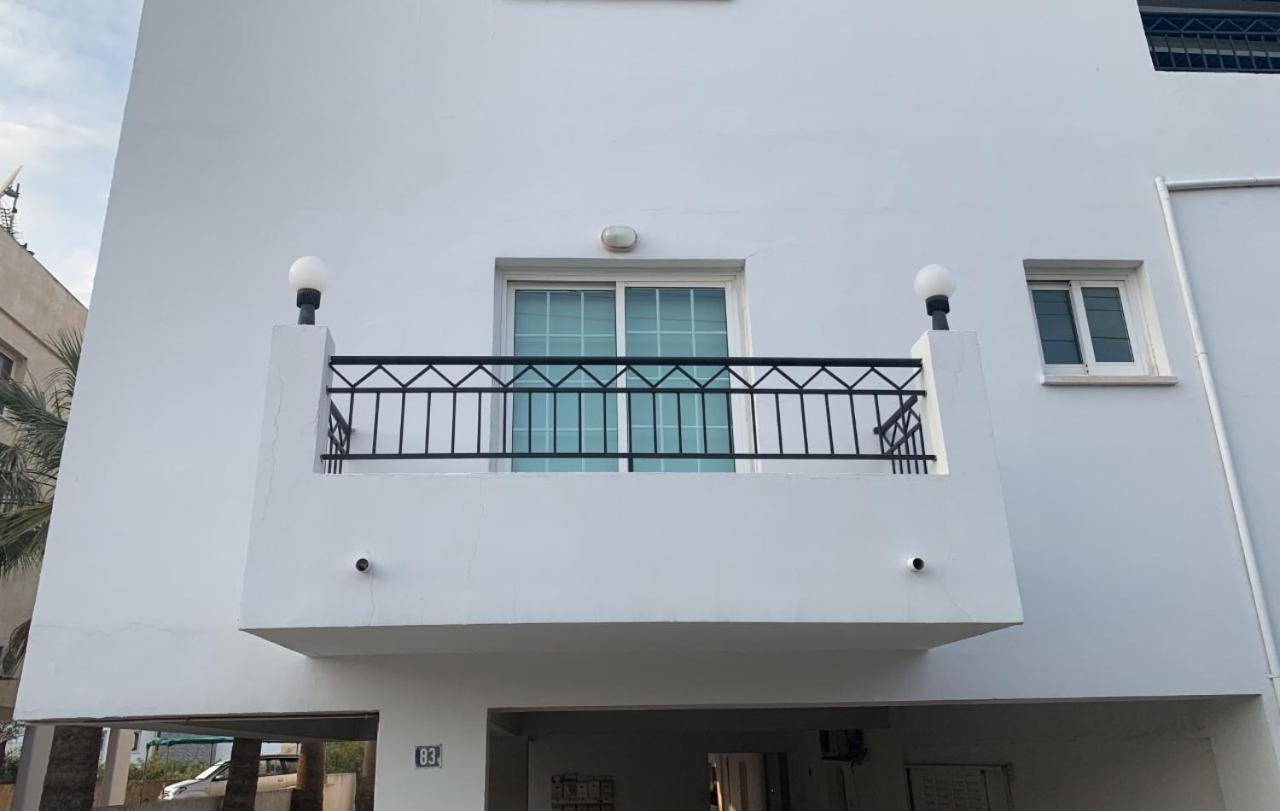 Ferienwohnung Kika Court 2 Paralimni Exterior foto