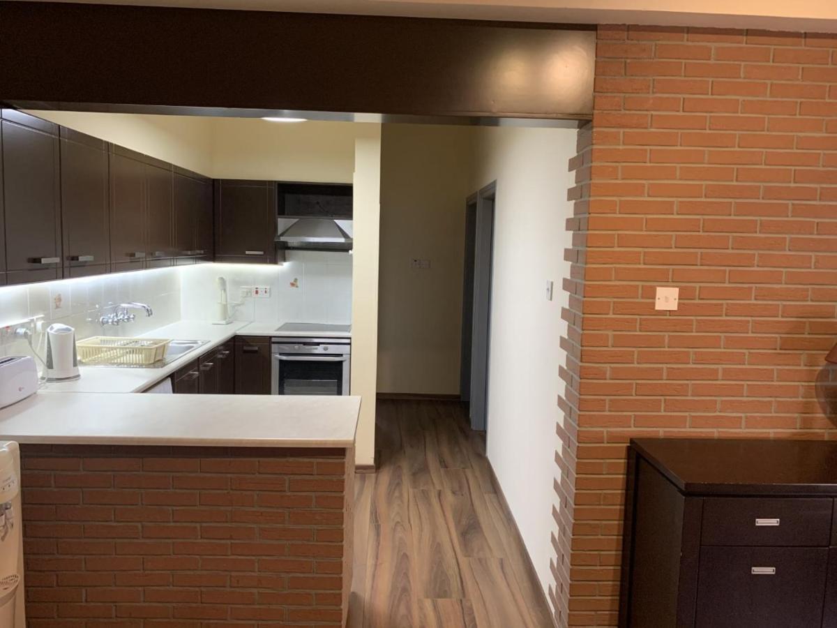 Ferienwohnung Kika Court 2 Paralimni Exterior foto